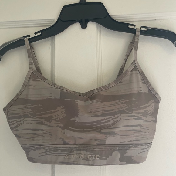 Alphalete Other - Surface limitless bra